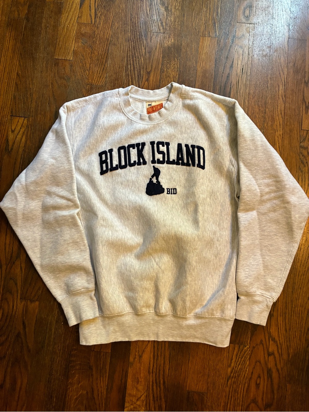 Vintage pro weave block island sweatshirt size small